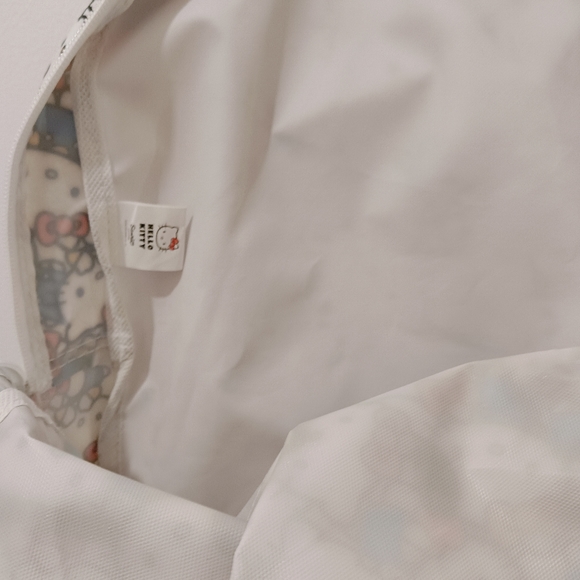 Hello Kitty backpack - Picture 4 of 6